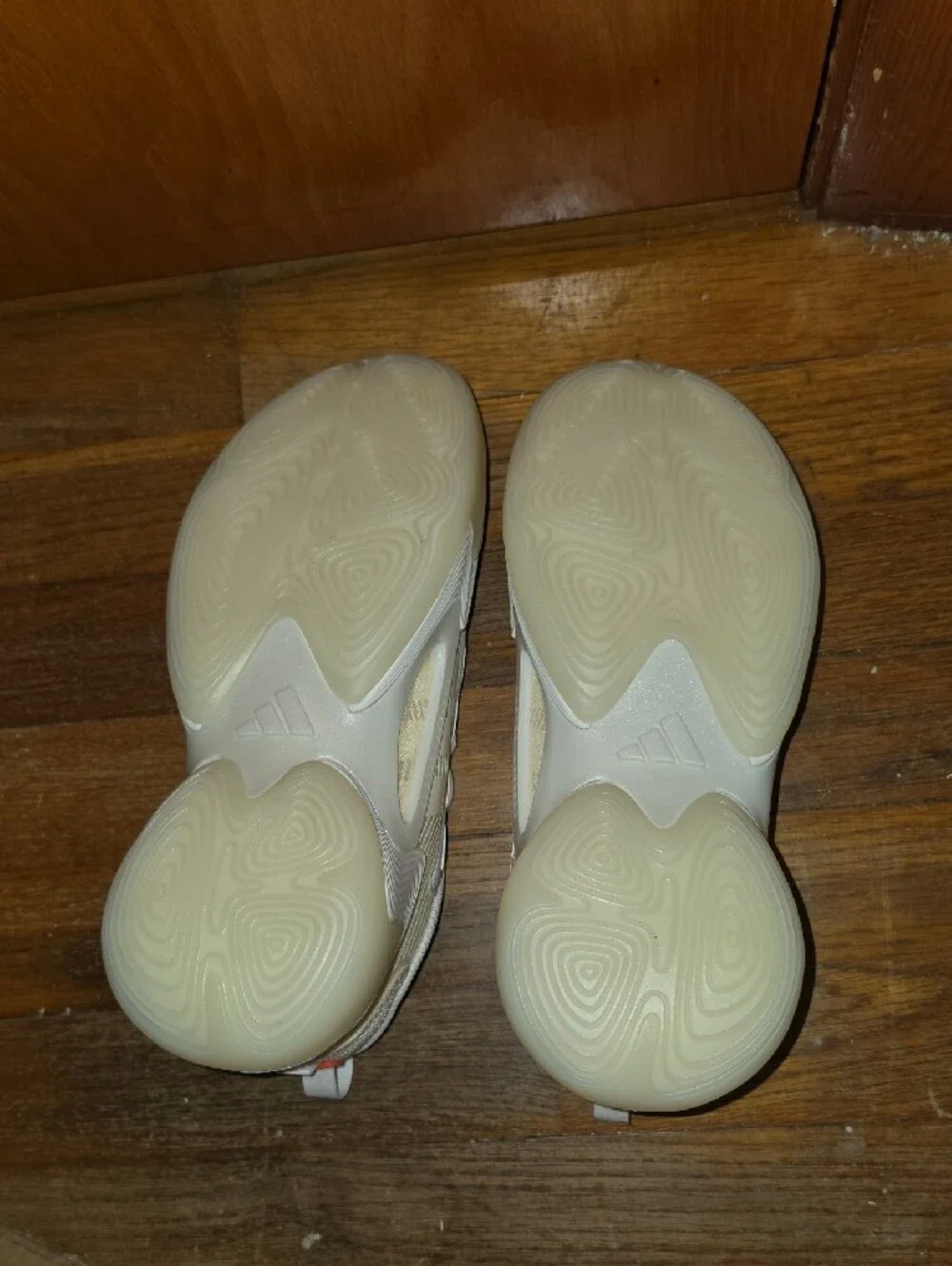 NWT Adidas Exibit Select Cream Women's Athletic Sneakers - Size 7